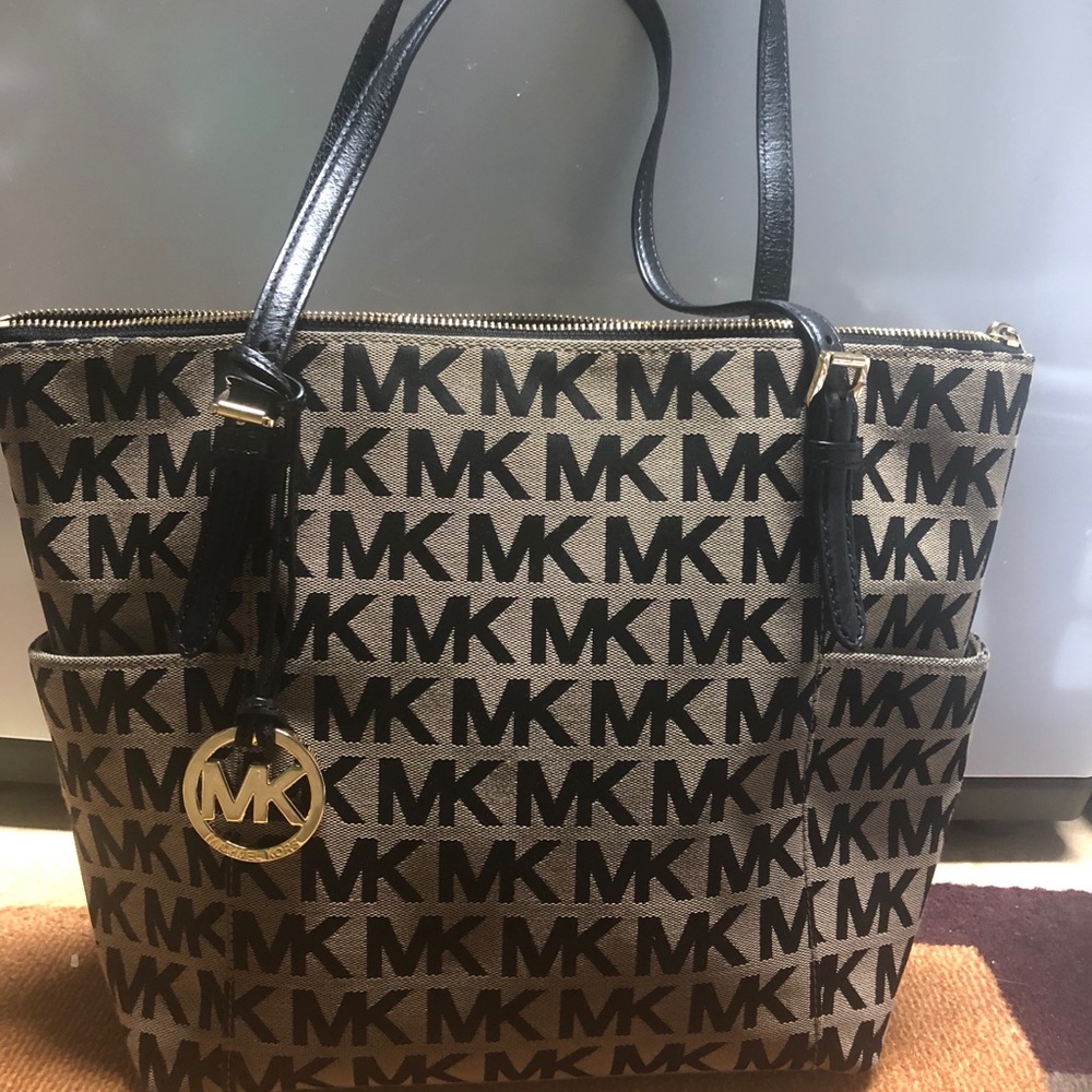 Michael Kors set